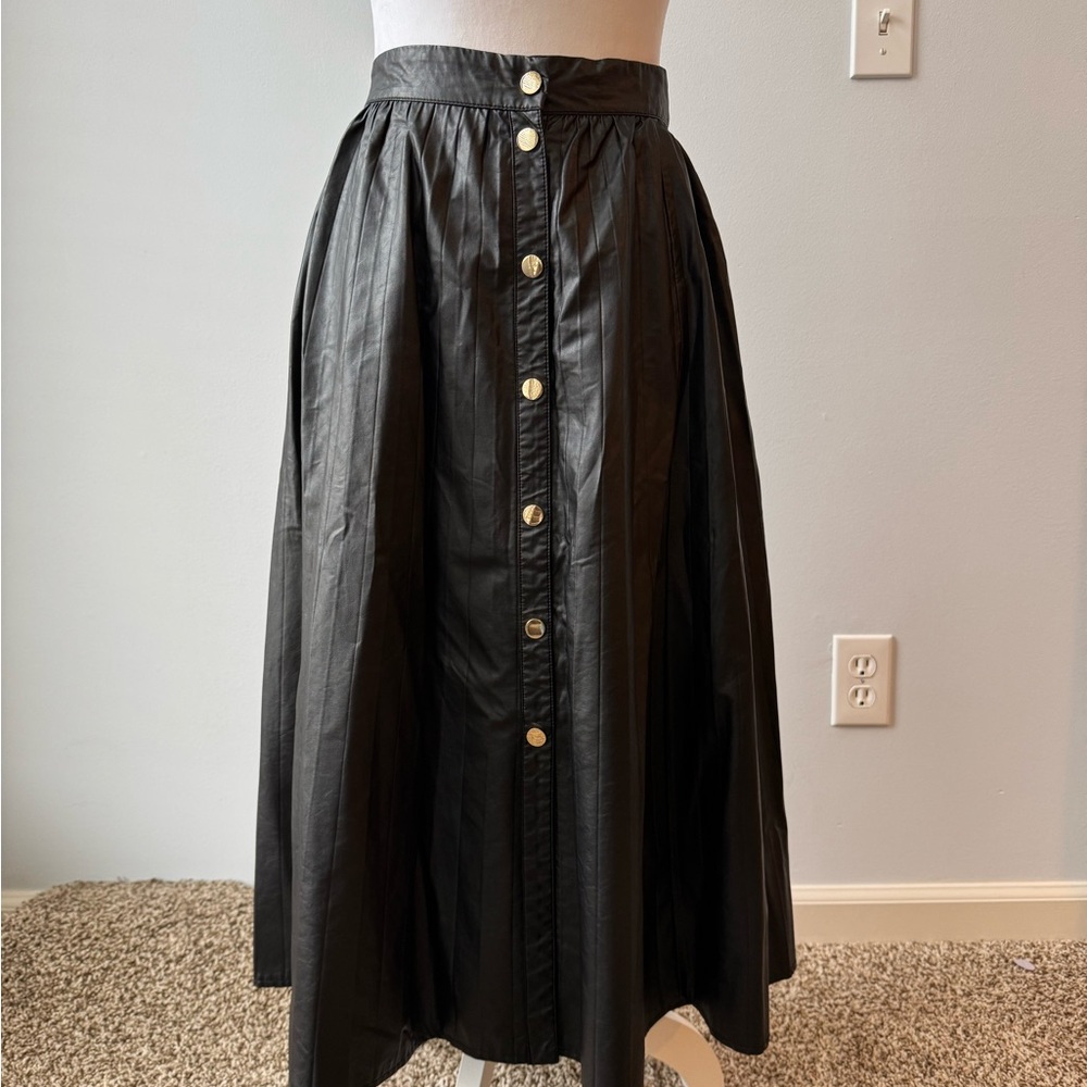 Zara women’s Faux Leather pleated Midi Skirt black size S